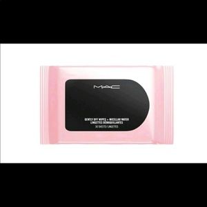 MAC Gently Off Micellar Wipes